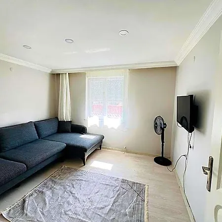 Apartament Kueltuer Mahallesi Esyali *