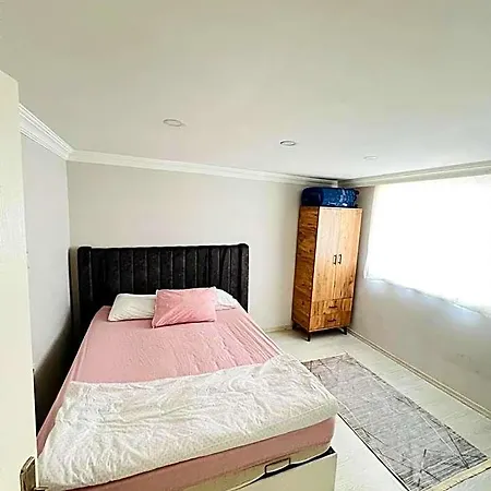 Apartman Kueltuer Mahallesi Esyali *